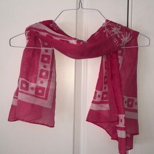 Hollister Scarf